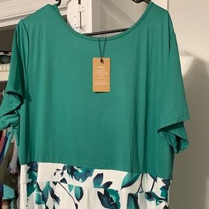 Beautiful A-Line style dress 4xl in Shein sizing.